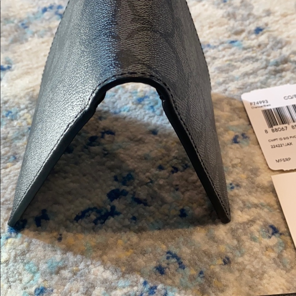 Coach Wallet - Picture 8 of 8